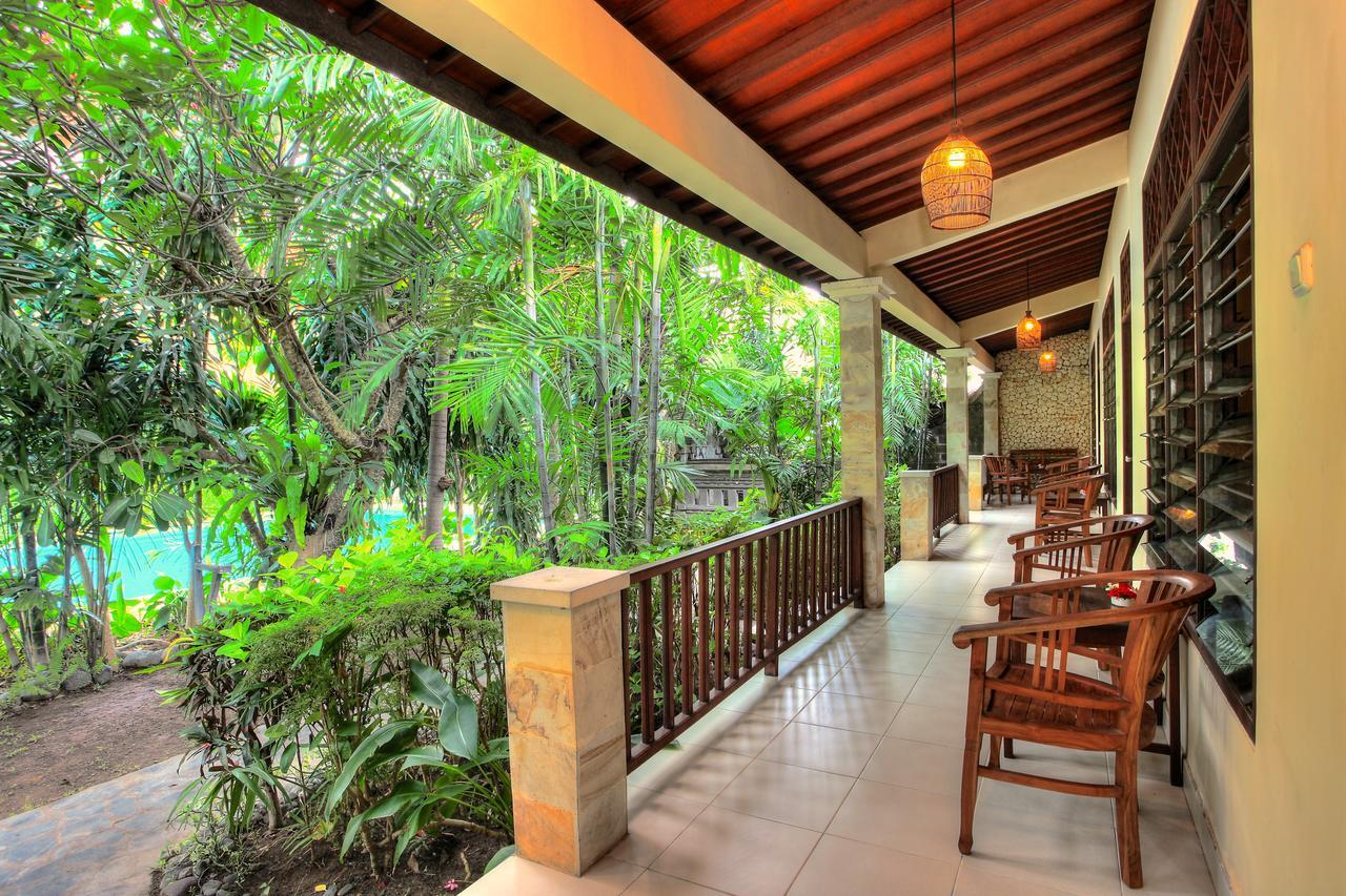 Raja Gardens Hotel Seminyak  Bagian luar foto